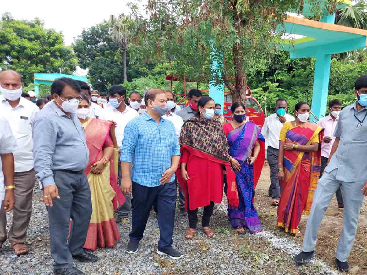 రామచంద్రాపురంలో పర్యటించిన సందీప్‌ కుమార్‌ సుల్తానియా