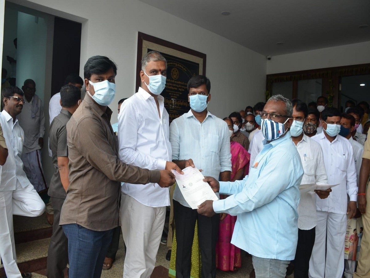 Siddipet  | బాధిత కుటుంబానికి మంత్రి హరీశ్‌రావు అండ