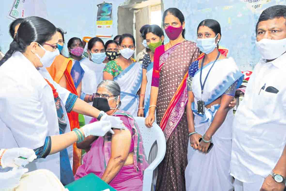 ఇంటి వద్దకే.. వ్యాక్సిన్‌