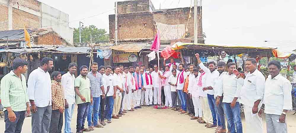 అంబరాన్నంటిన సంబురాలు