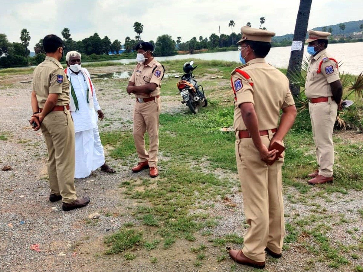 గణేష్‌ నిమజ్జన ఏర్పాట్లను పరిశీలించిన డీసీపీ సన్‌ప్రీత్‌సింగ్‌