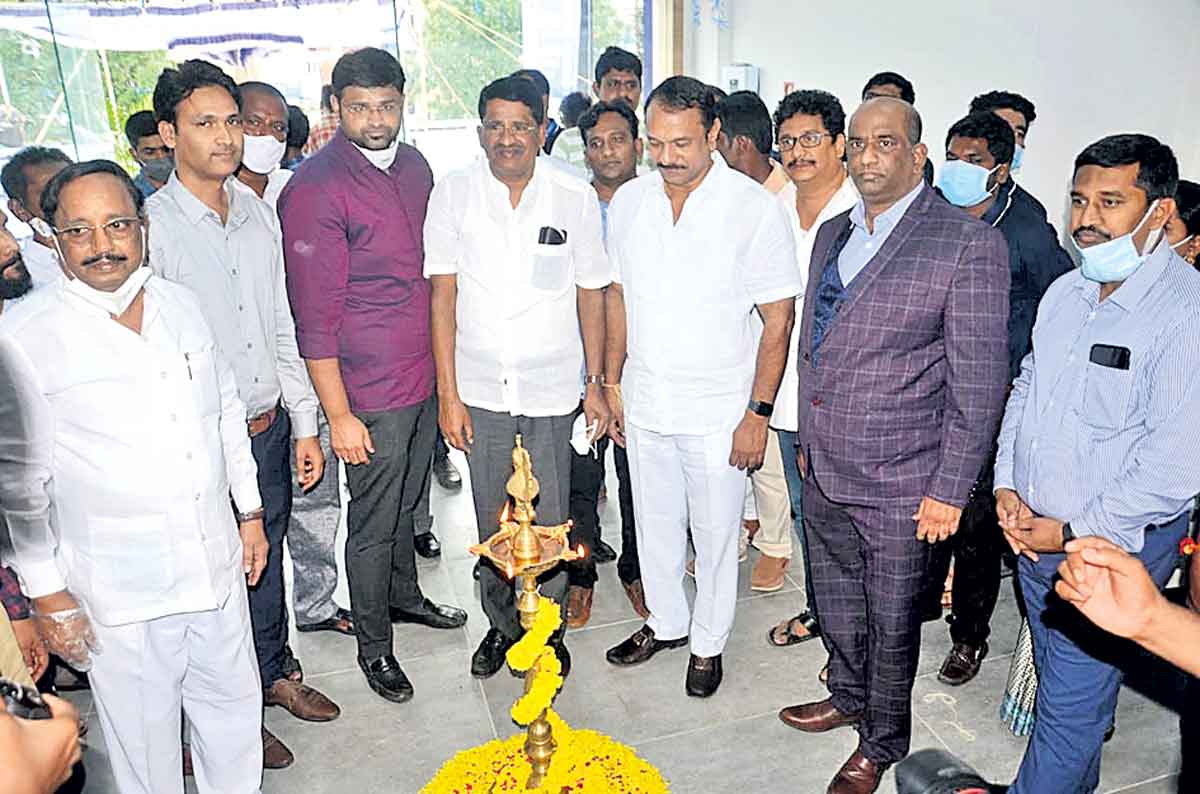 పెట్టుబడులకు స్వర్గధామం హైదరాబాద్‌