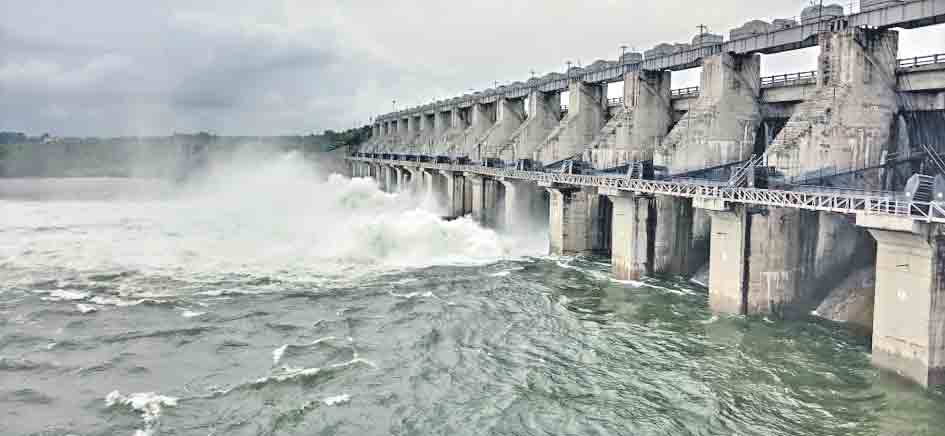 ఉప్పొం‘గంగ’