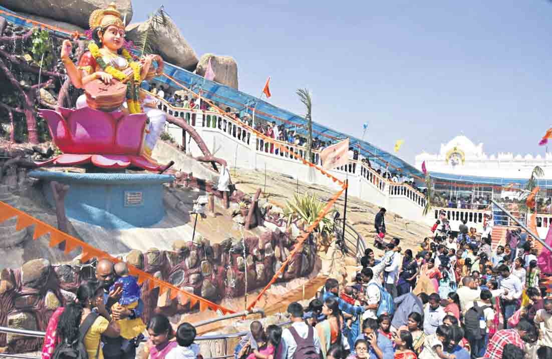 గజ్వేల్‌కు పర్యాటక శోభ..