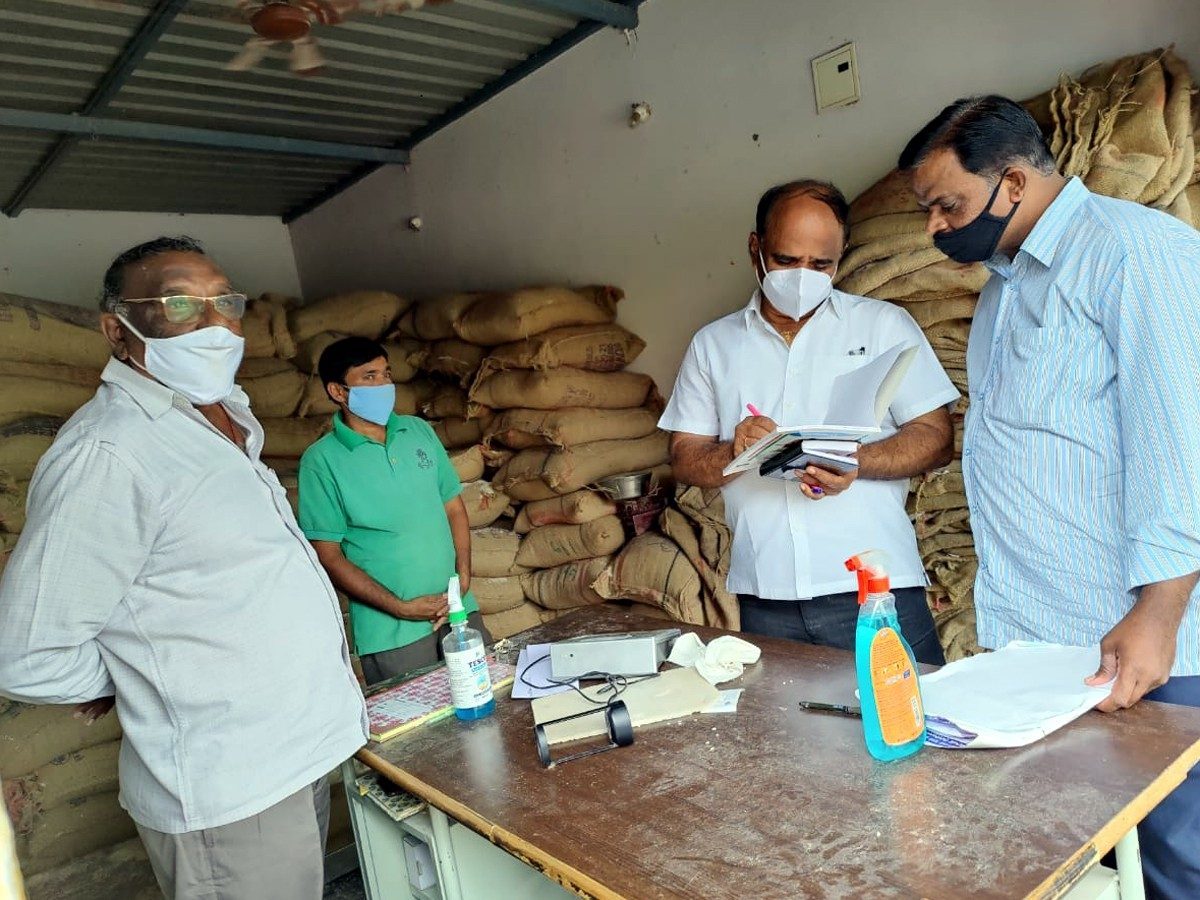 అంగన్‌వాడీ సెంటర్లలో ఫుడ్‌ కమిషన్‌ తనిఖీలు