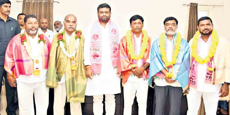 అభివృద్ధి, సంక్షేమంలో దేశానికే ఆదర్శం