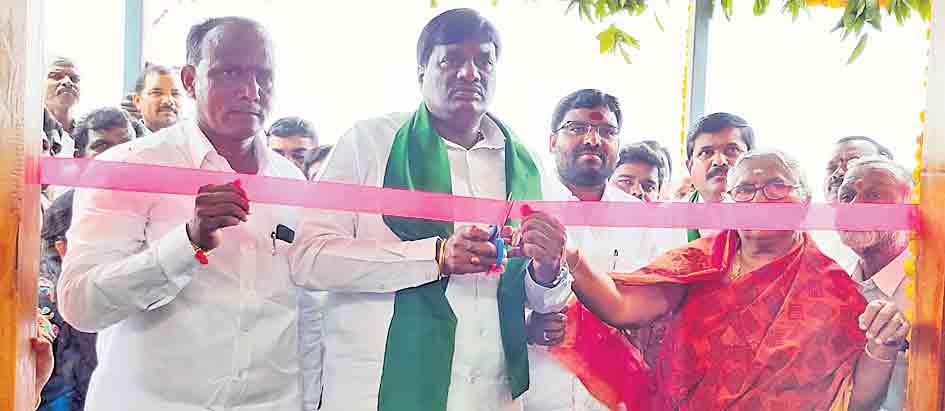 రైతు వేదికలు.. పల్లె ప్రగతికి దీపికలు