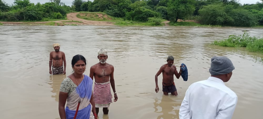Vikarabad | వరుస వానలతో పొంగి ప్రవహిస్తున్న కాకరవాణి వాగు