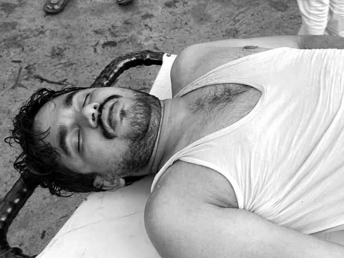 Parigi : ప్రాణం మీదకు తెచ్చిన సెల్ఫీ..