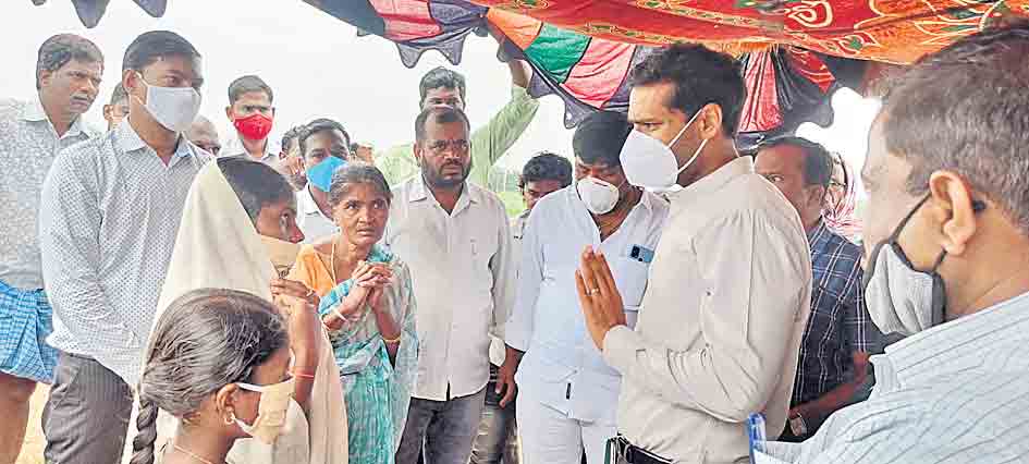 అండగా ఉంటాం.. అధైర్యపడొద్దు..