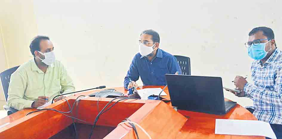 భూ సమస్యల పరిష్కారానికి డయల్‌ ఇన్‌ గ్రీవెన్స్‌