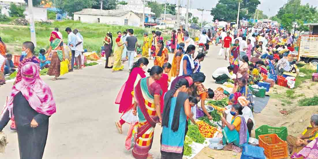 సకల వసతులతో గ్రామీణ అంగళ్లు