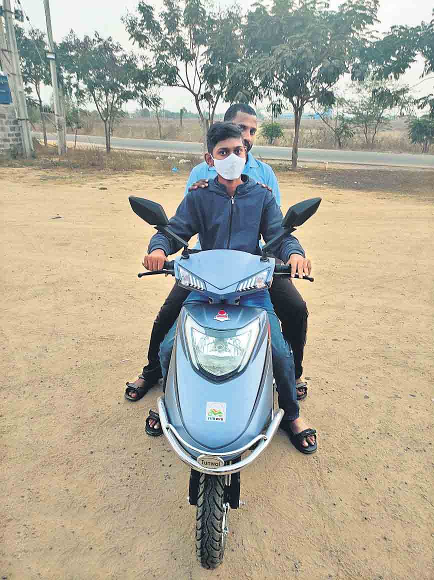 దూసుకొస్తున్న ఈ-వెహికిల్స్‌