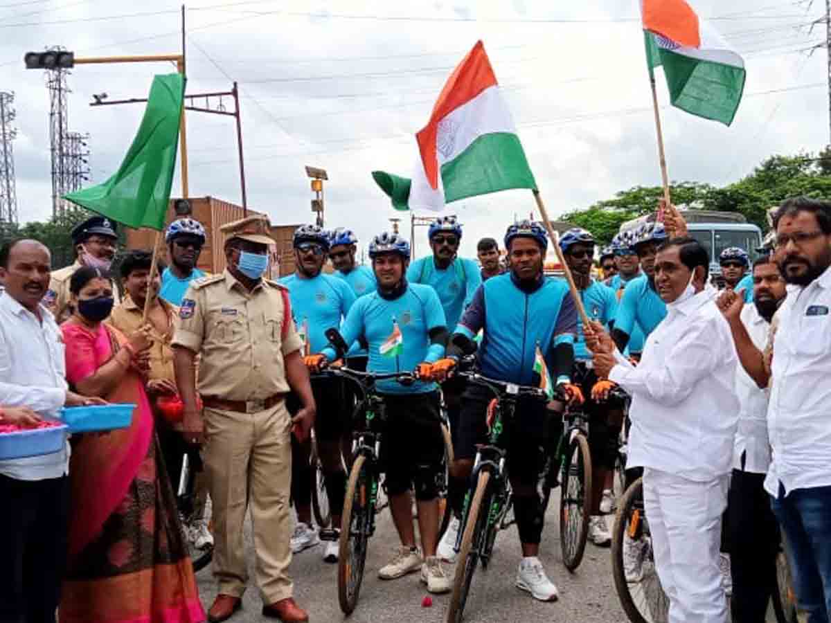 Kothuru : అమరులకు జోహార్లు.. ఎమ్మెల్యే అంజయ్యయాదవ్‌