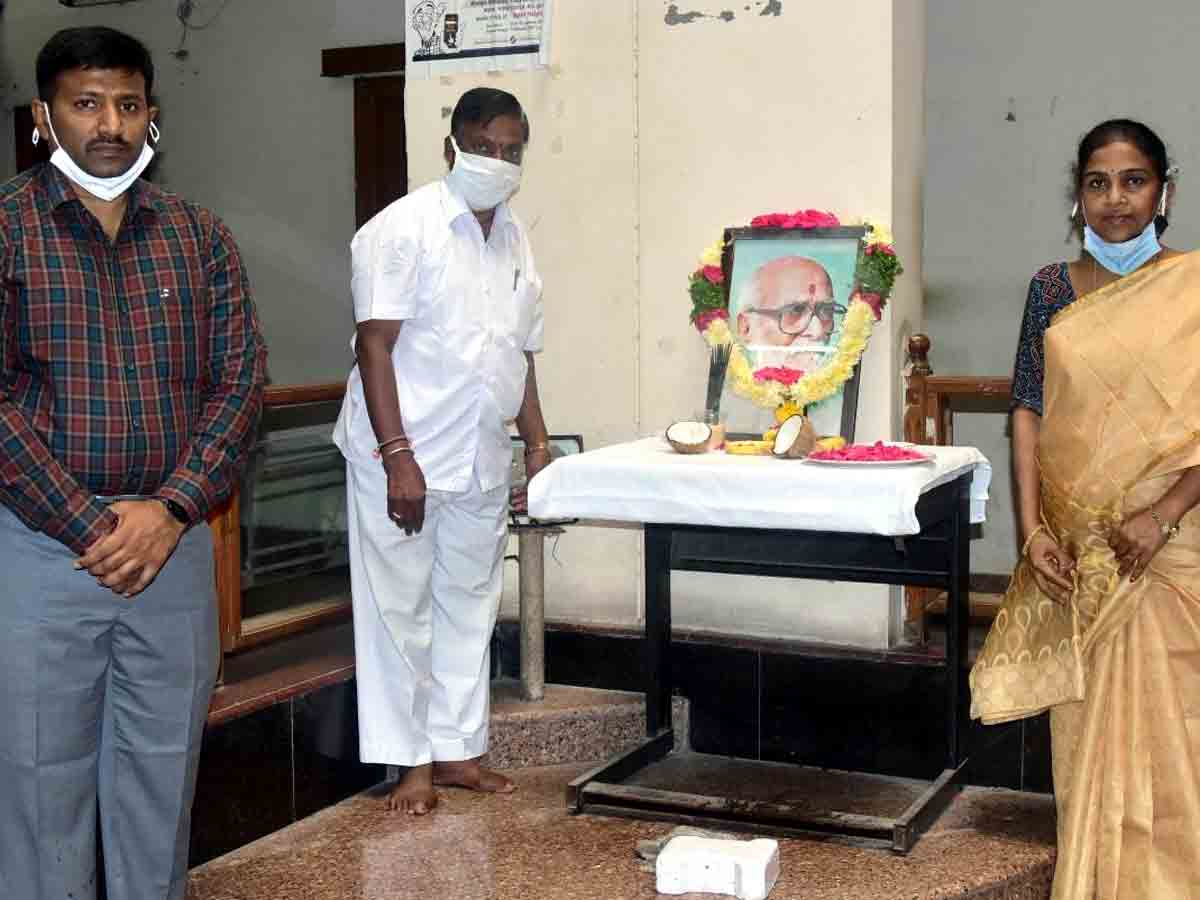 Shabad : తెలంగాణ కోసం పరితపించిన మహానీయుడు కాళోజీ..