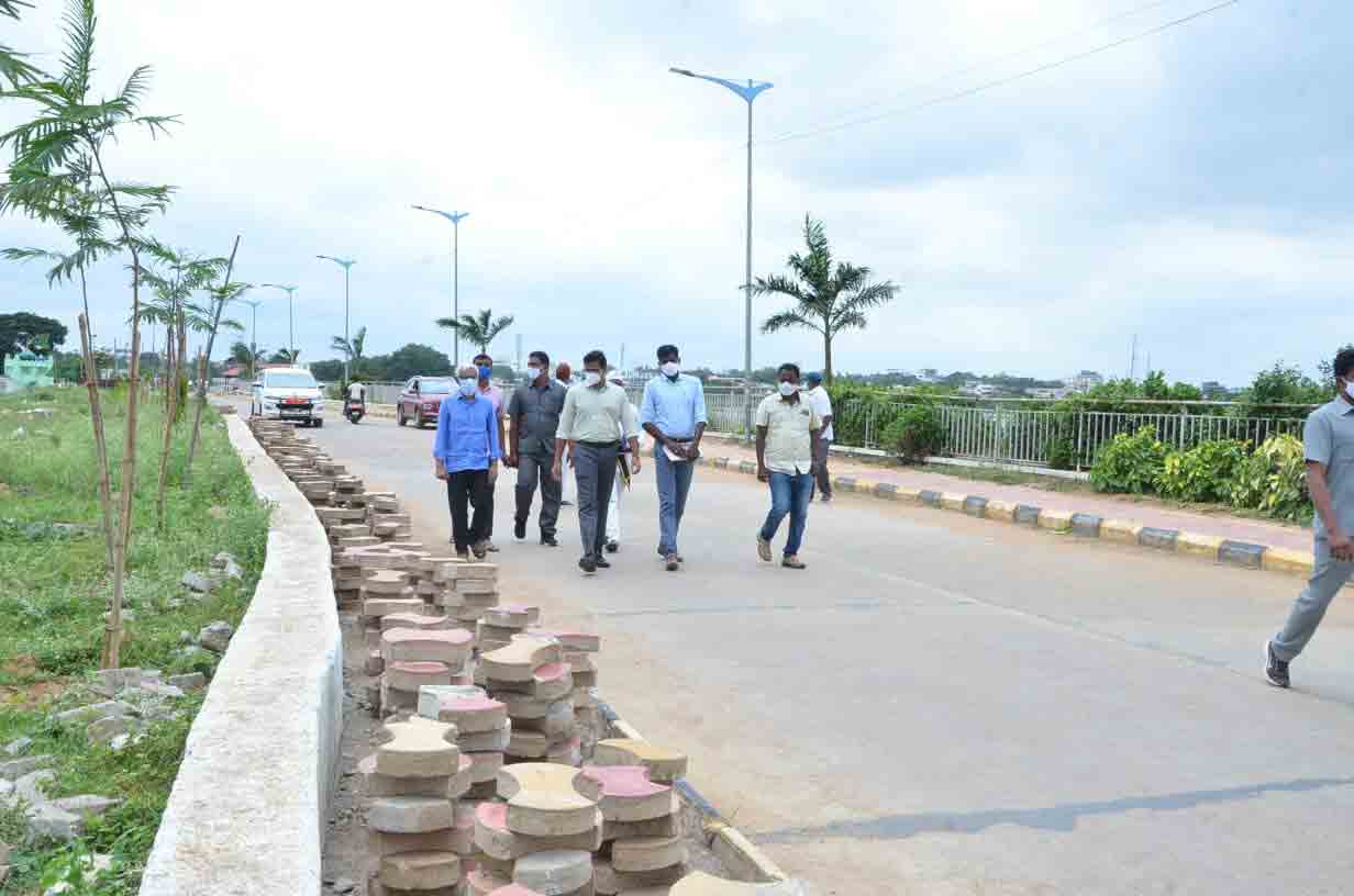 Hindi Language : అధికార భాషగా హిందీకి 72 ఏండ్లు