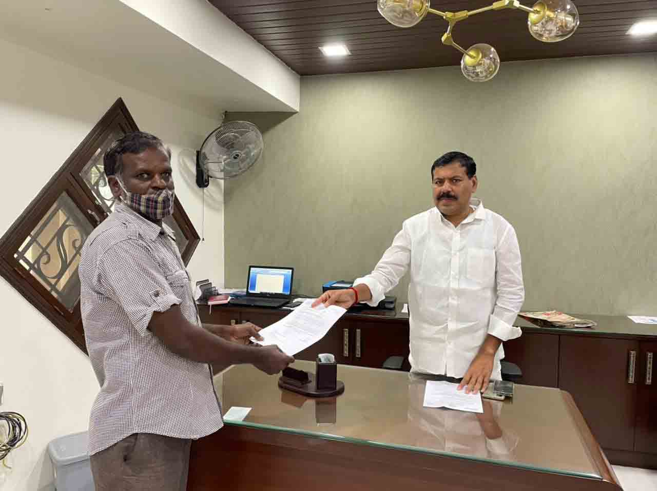 నిమ్స్‌లో పేద రోగికి చికిత్స.. 3లక్షల ఎల్వోసీ అందజేసిన ఎమ్మెల్యే బీరం హర్షవర్ధన్ రెడ్డి