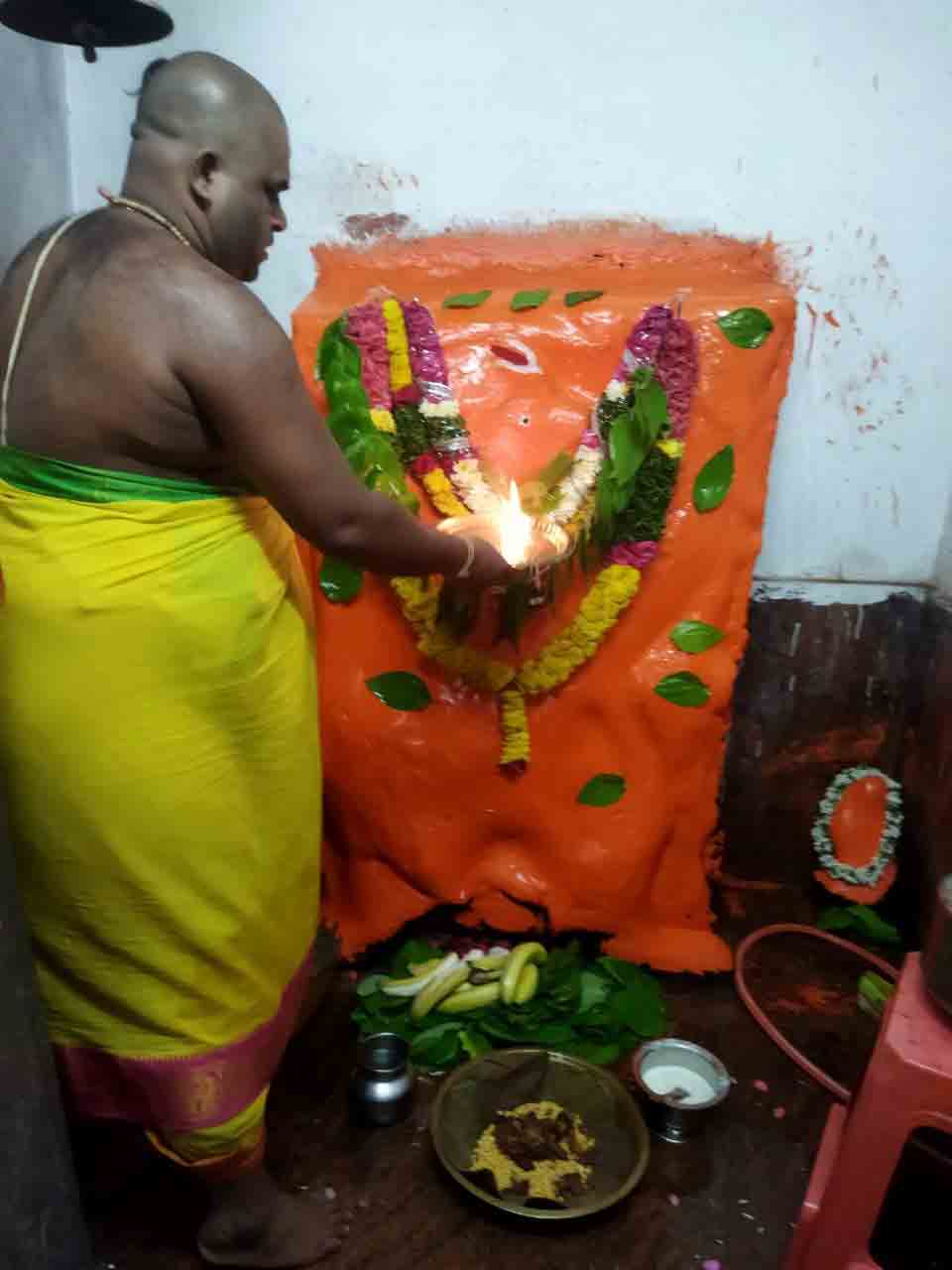 Yadadri: క్షేత్ర పాలకుడికి ఆకుపూజ