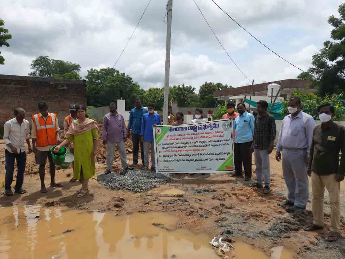 తిరుమలగిరి: సీజనల్ వ్యాధులతో అప్రమత్తంగా ఉండాలి