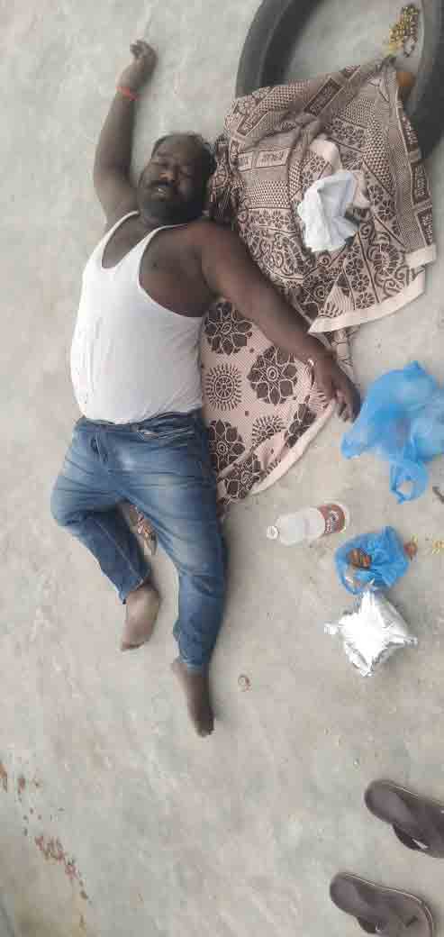 మిర్చి బజ్జీ గొంతులో ఇరుక్కొని వ్యక్తి మృతి