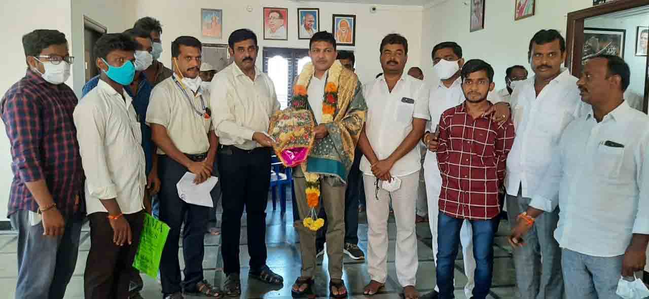 Huzurnagar: పశు వైద్యశాలలను పటిష్ట పరుస్తాం: ఎమ్మెల్యే సైదిరెడ్డి