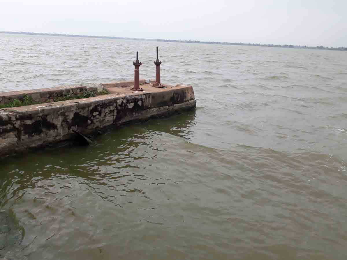 నిండుకుండలా శాలిగౌరారం ప్రాజెక్టు:               18 అడుగులకు చేరిన నీటి మట్టం