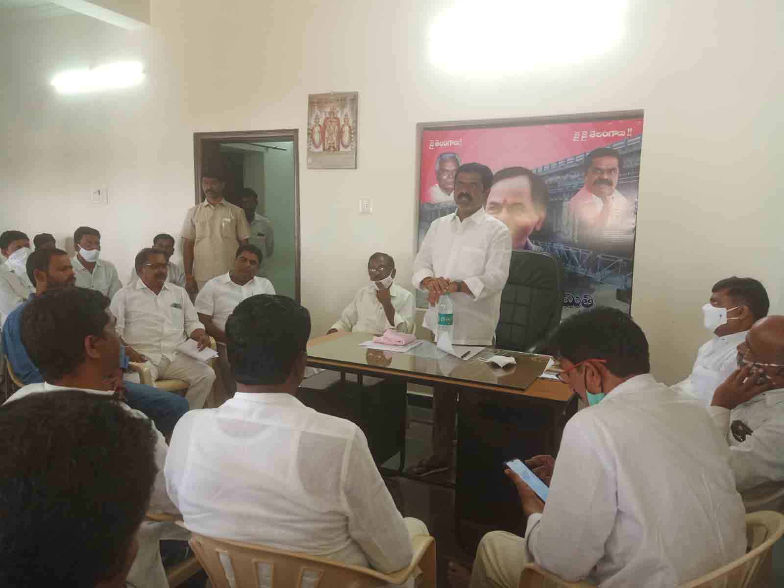 Makthal: టీఆర్‌ఎస్ పార్టీ బలోపేతానికి కృషి చేయండి: ఎమ్మెల్యే చిట్టెం రామ్మోహన్‌రెడ్డి