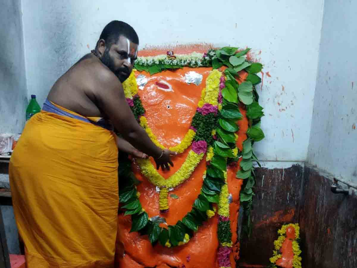 యాదాద్రి: ఆంజనేయుడికి ఘనంగా ఆకుపూజ