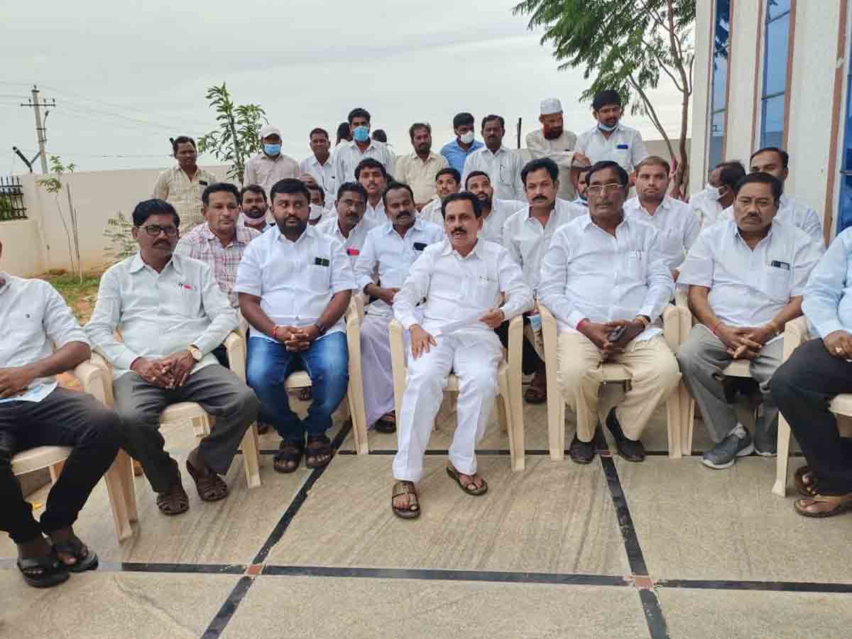 Devarakonda: గ్రామ, పట్టణ కమిటీలు 95 శాతం పూర్తి.. ఎమ్మెల్యే రవీంద్రకుమార్