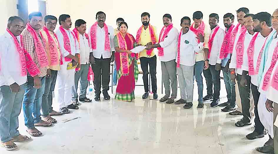 కార్యకర్తలు సైనికుల్లా పనిచేయాలి