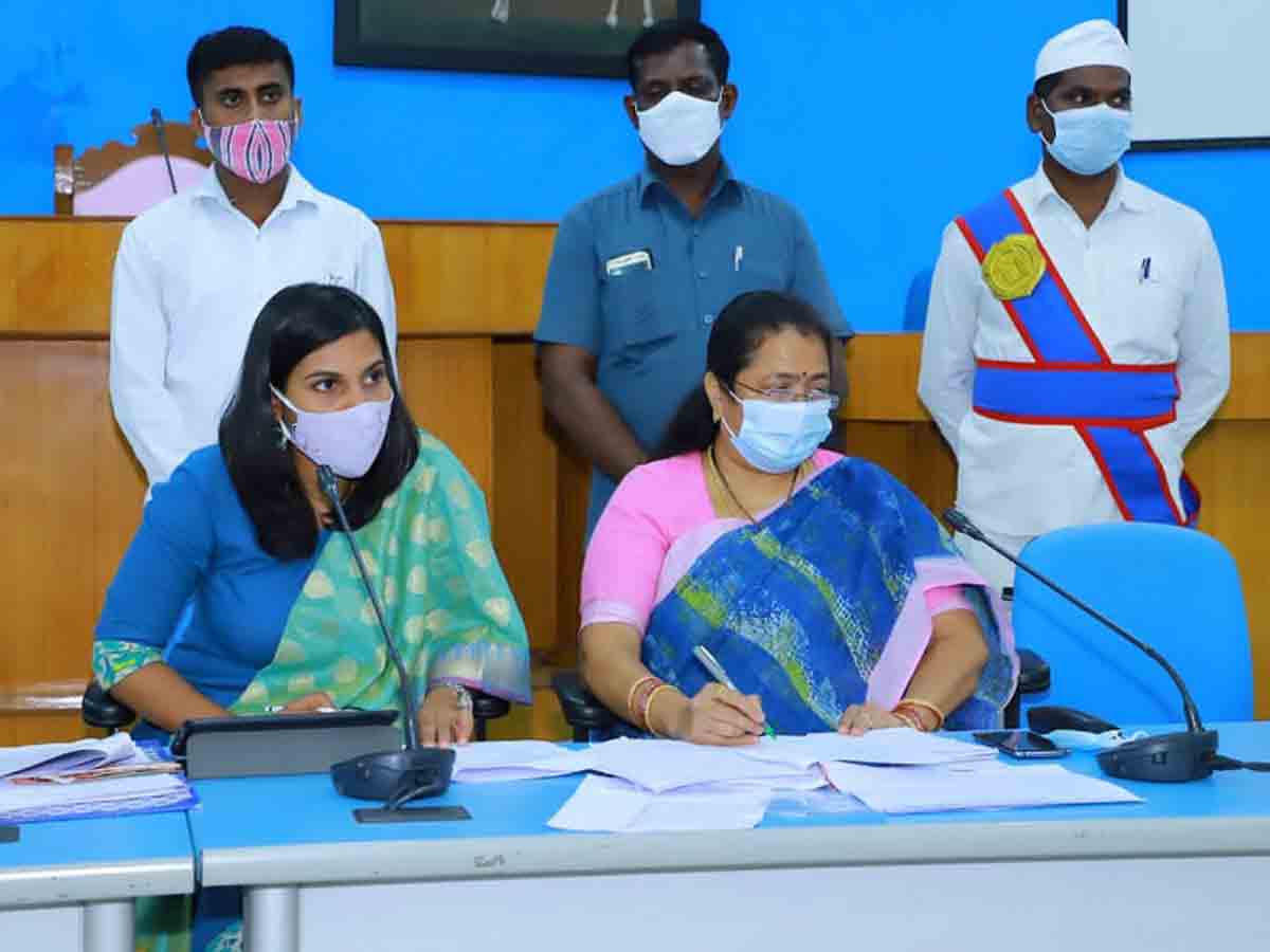 పట్టణ ప్రగతి పనులను వేగవంతంగా పూర్తి చేయాలి