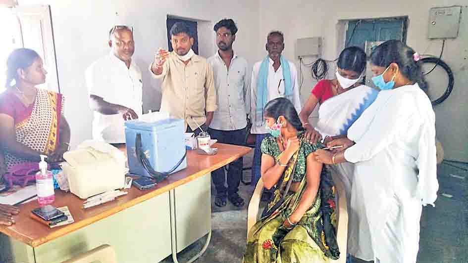 కొనసాగుతున్న వ్యాక్సినేషన్‌