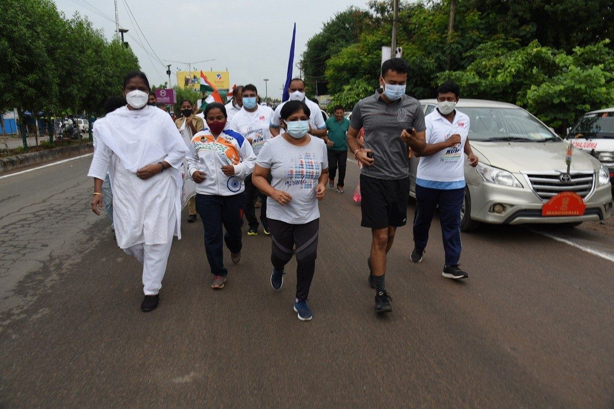 ఎందరో మహానుభావుల త్యాగాల ఫలితమే   స్వేచ్ఛ, స్వాతంత్ర్యం