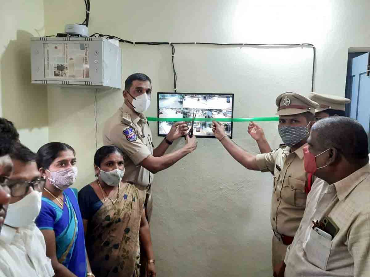 Vikarabad : నిఘా నేత్రాలతో నేరాల అదుపు..