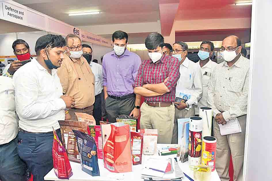 కోకట్‌కు కొత్తందం