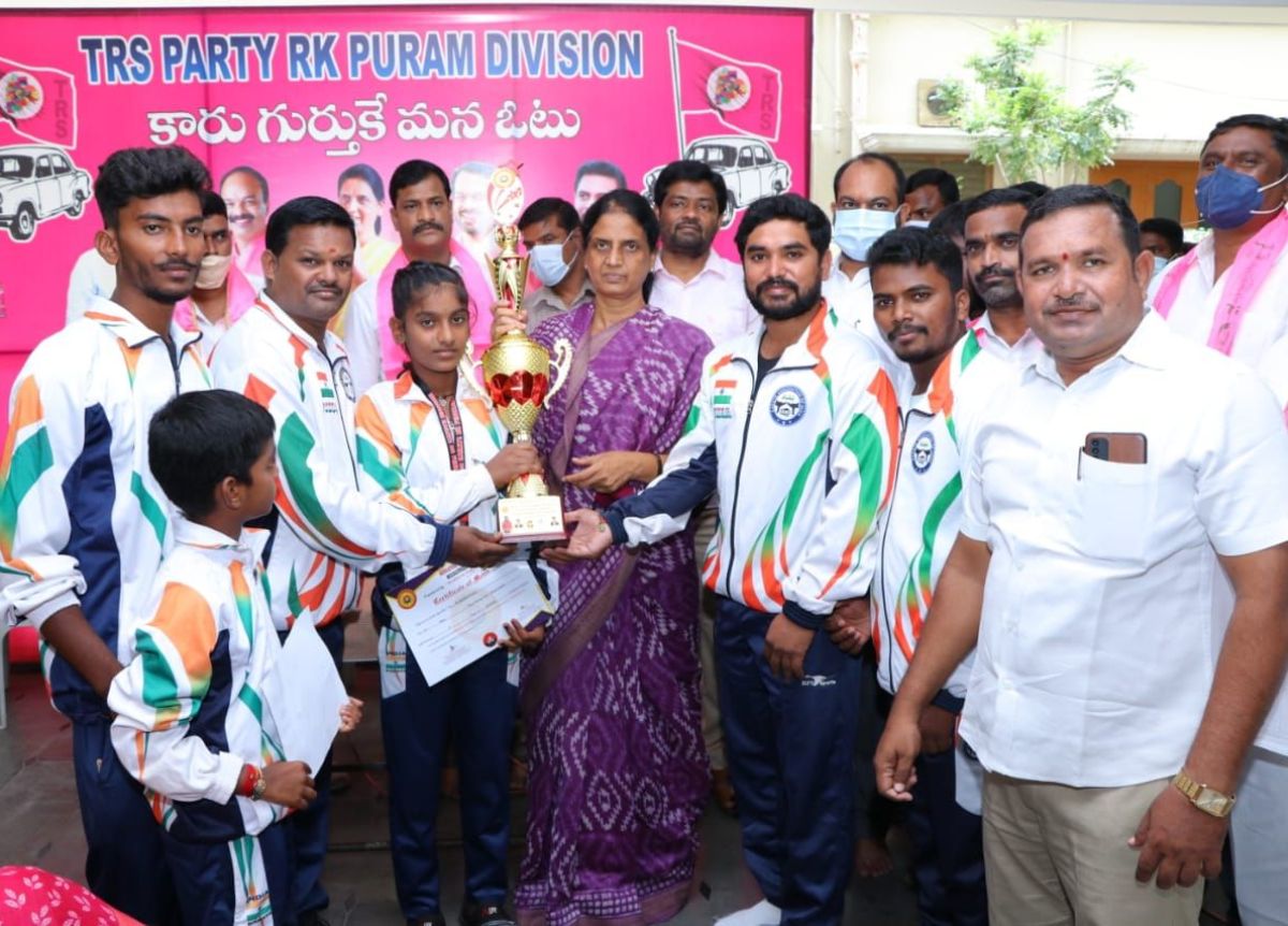 Hyderabad | చదువుతోపాటు క్రీడలకు ప్రాధాన్యం ఇవ్వాలి : సబితాఇంద్రారెడ్డి