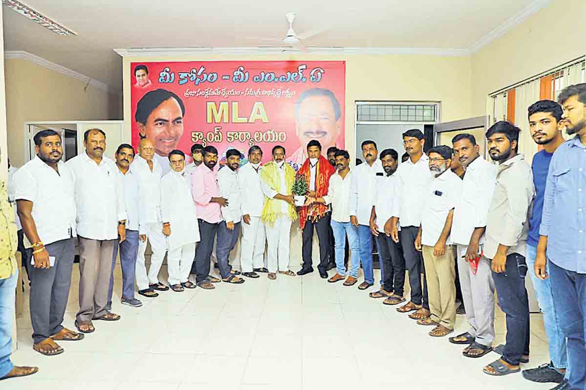 శక్తివంచన లేకుండా కృషి చేయాలి