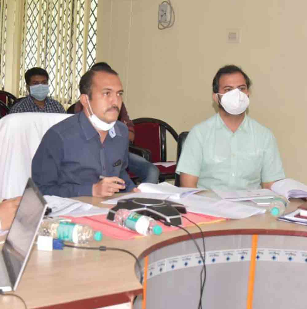 ‘ధరణి’ పోర్టల్‌తో భూ సమస్యలు పరిష్కారం