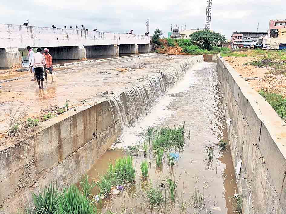 ముప్పు మళ్లింది
