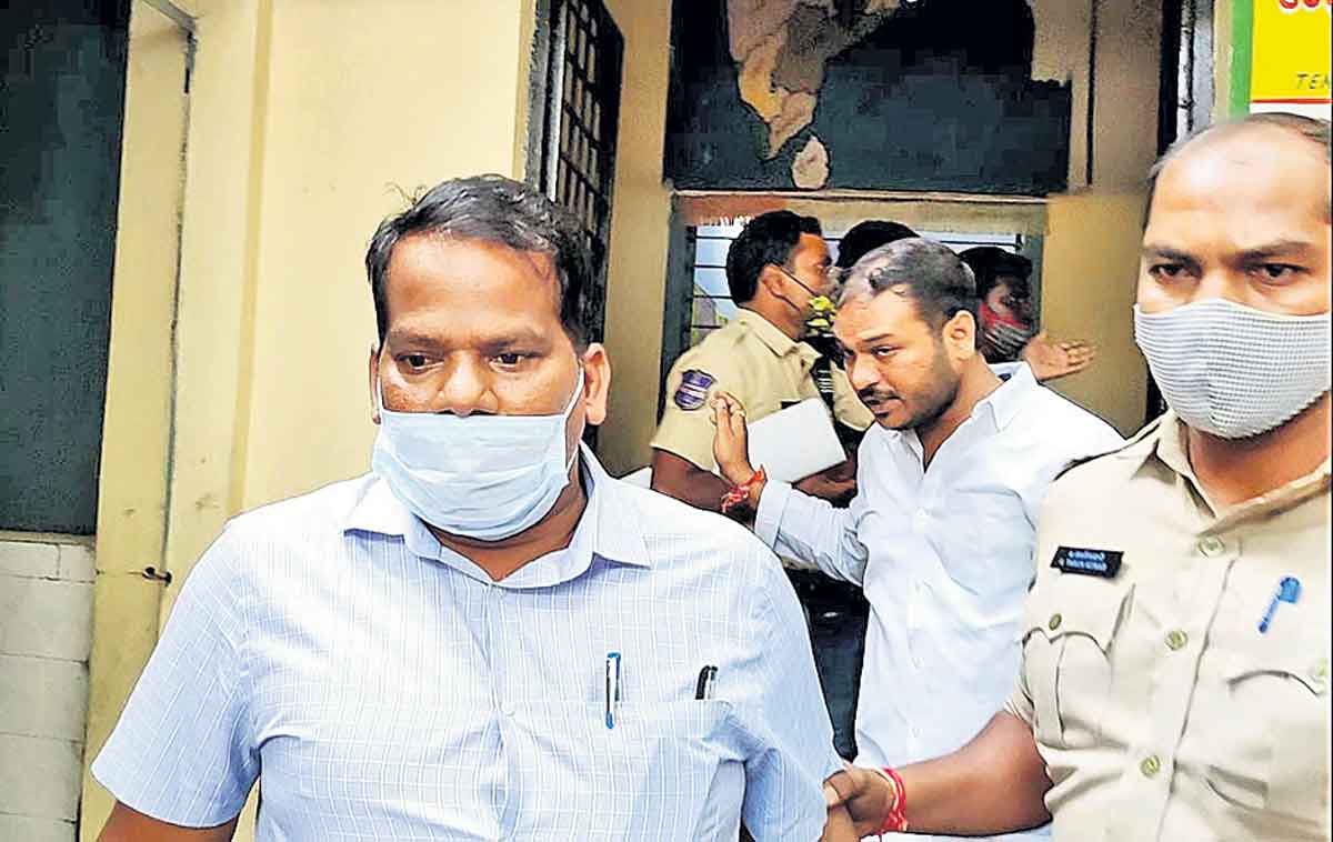 కీచక టీచర్…