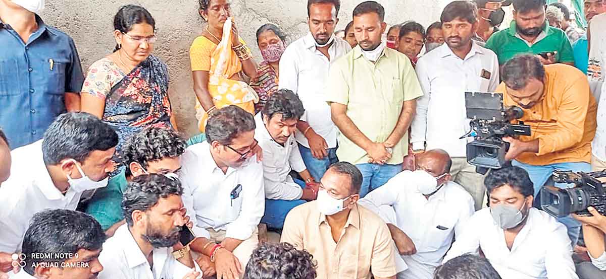 ప్రభుత్వం న్యాయం చేస్తుంది