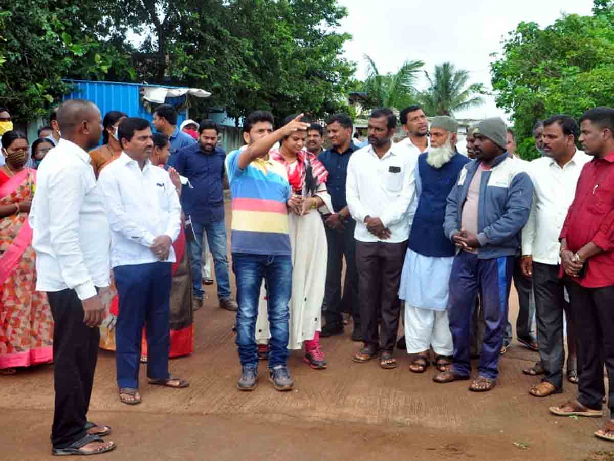 Vikarabad : నిత్యం ప్రజా సేవలో.. మీతో నేను అంటున్న ఎమ్మెల్యే మెతుకు ఆనంద్‌