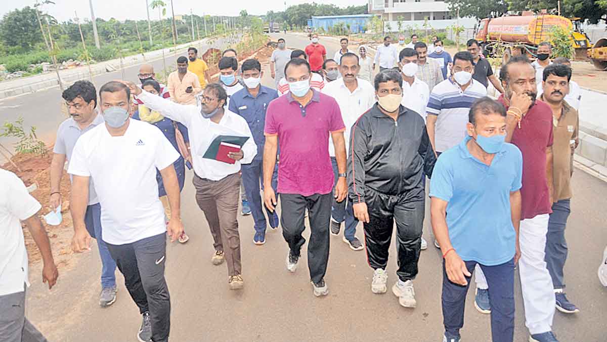 పర్యావరణ పరిరక్షణ కోసం పచ్చదనాన్ని పెంపొందిస్తున్నాం