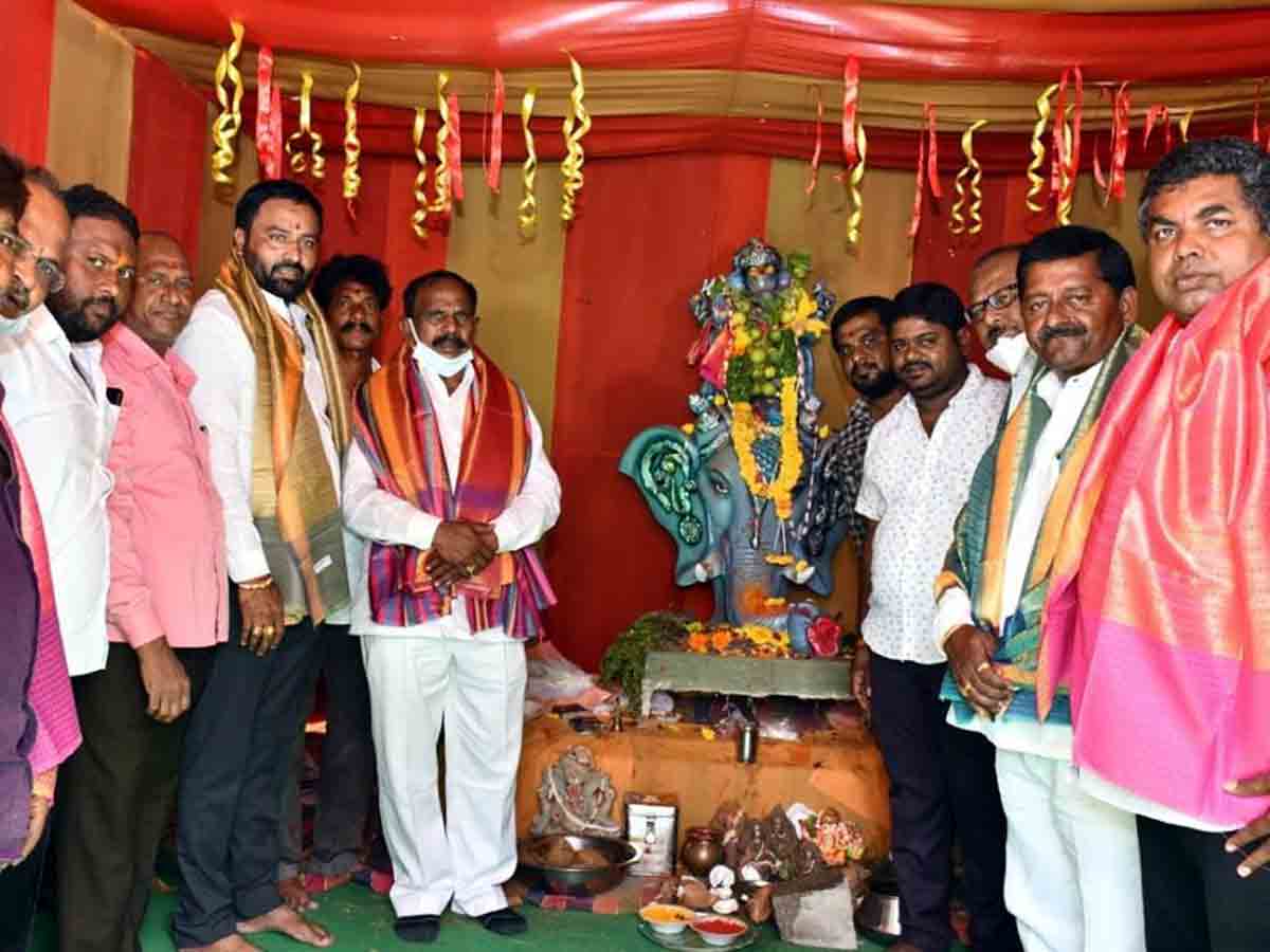 Shankarpally : శాంతియుతంగా నిమజ్జనం నిర్వహించుకోవాలి.. ఎమ్మెల్యే కాలె యాదయ్య