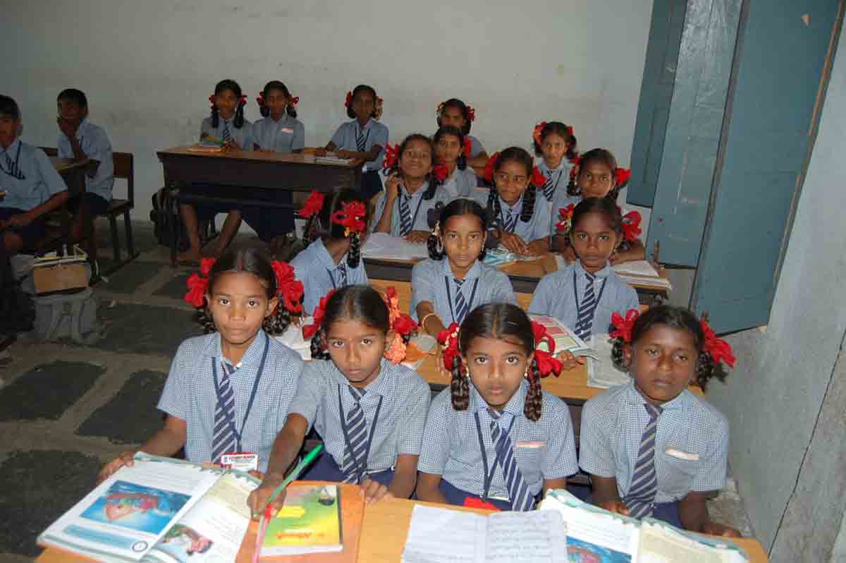 సర్కారు బడిలో.. ఏబీసీ