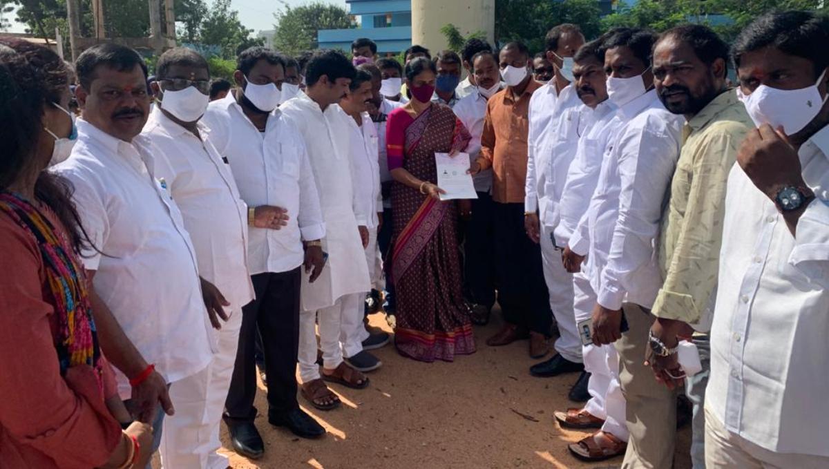 Cmrf : పేద‌ల‌కు అండ- సీఎం రిలీఫ్ ఫండ్‌ : మంత్రి సబితాఇంద్రారెడ్డి