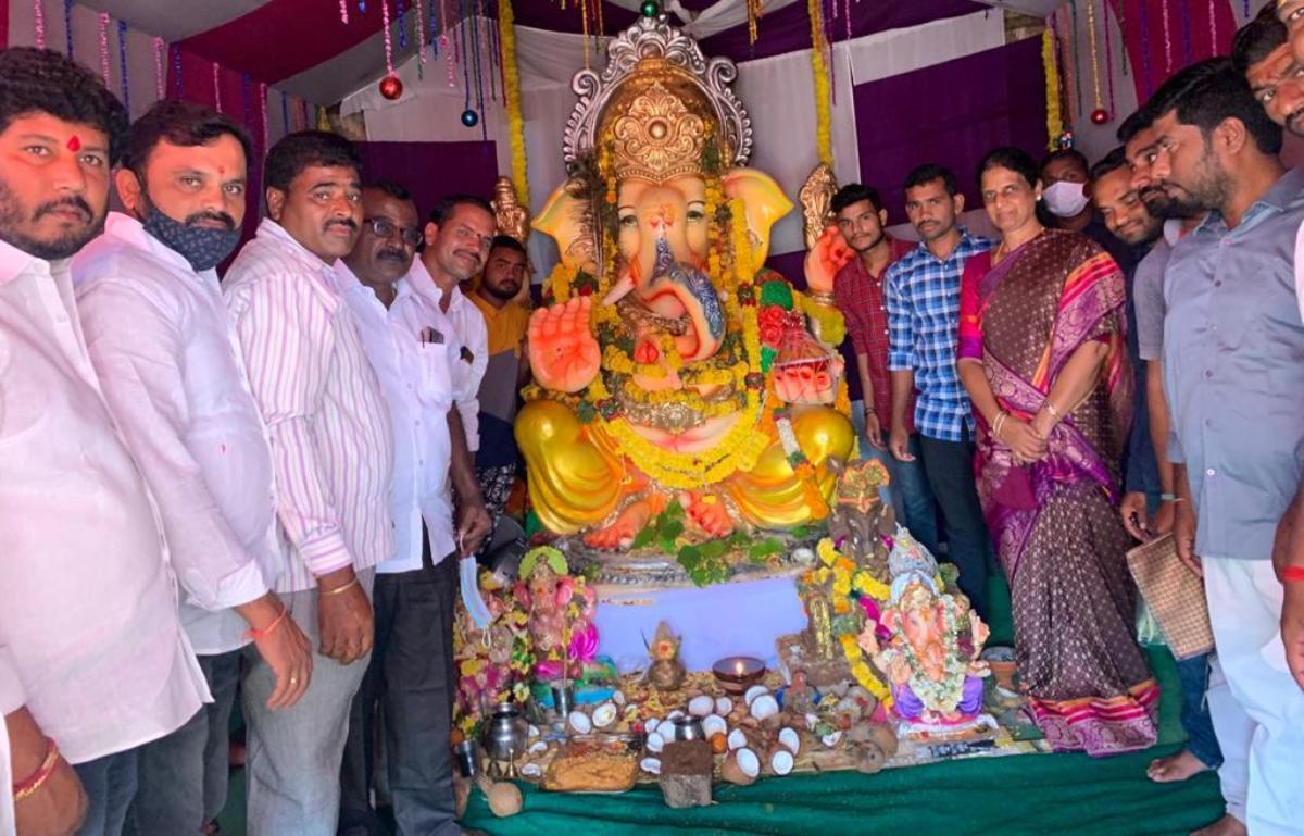 vinayaka navaratri | హర్షగూడలో ప్రత్యేక పూజలు నిర్వహించిన మంత్రి సబితాఇంద్రారెడ్డి