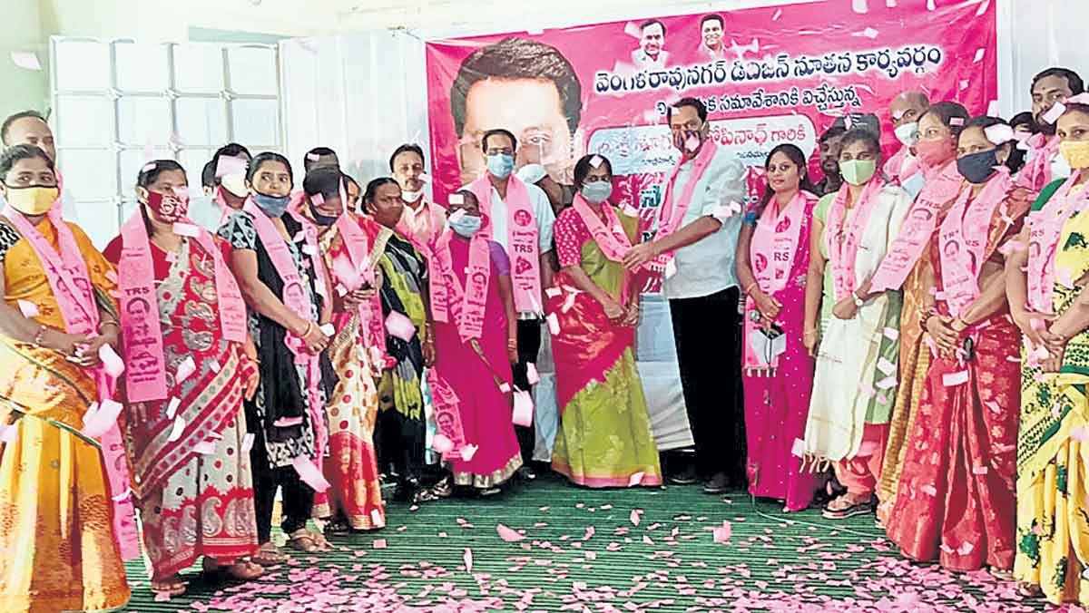 ప్రభుత్వ పథకాలతో ప్రతిపక్షాలకు భయం