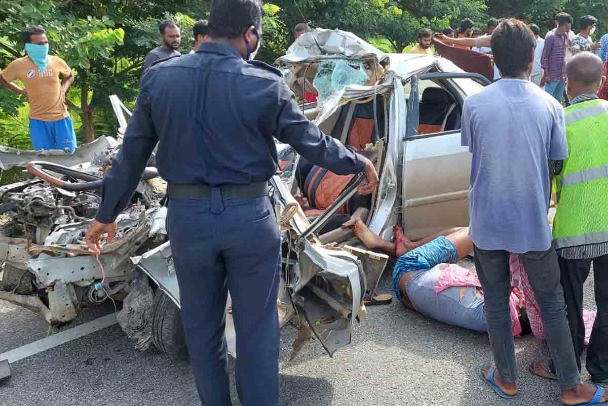 క్షణాల్లో పోయిన ప్రాణాలు