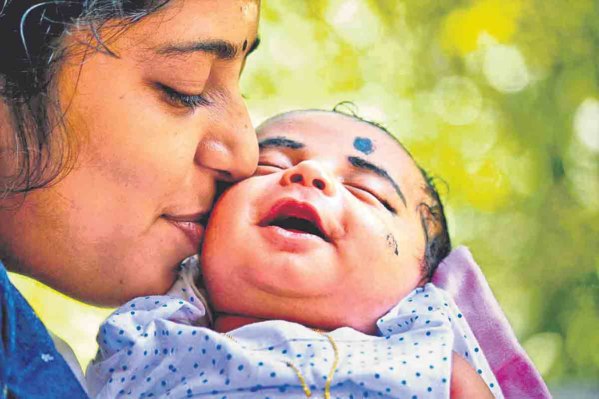 ఆ ఊరి వెలుతురు కూతురు